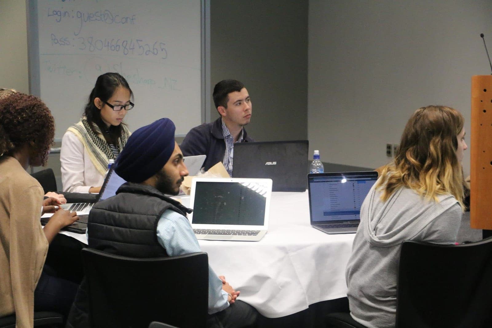 SHE# with Google Codelab photo 4