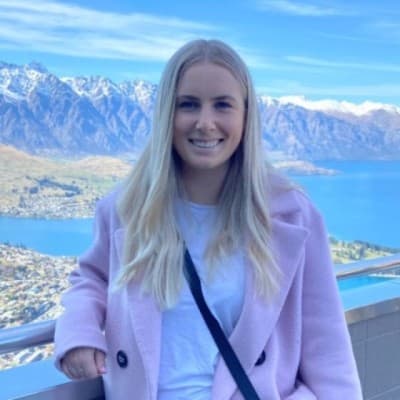 Natasha Brownlie, Modern Work Specialist - Microsoft