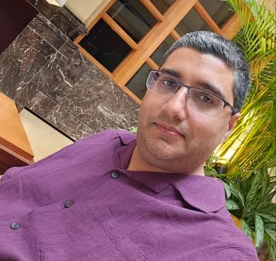Farhan Sattar, IT Technical Trainer - Microsoft