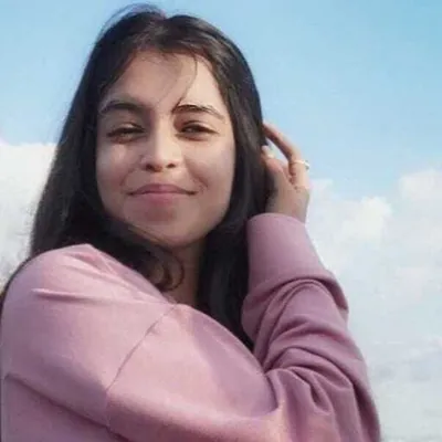 Isha Sangrolkar,